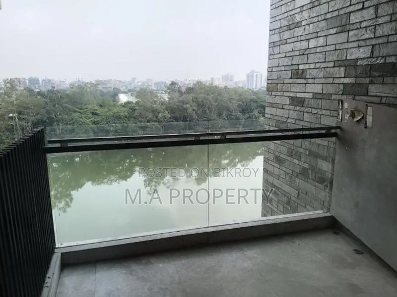 লেকভিউ অ্যাপার্টমেন্ট ভাড়া ৪-বেড ৪৫০০ বর্গফুট জিম+সুইম গুলশান নর্থ