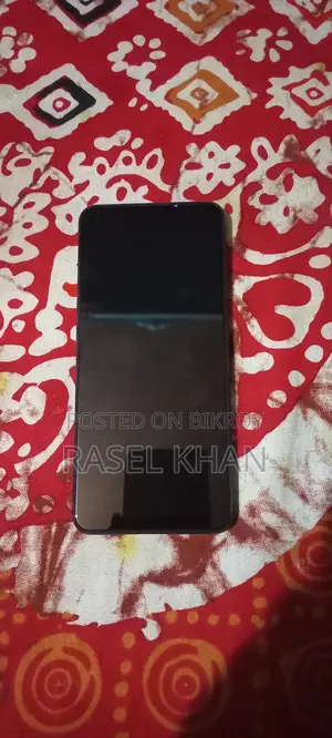OPPO Reno 8 12/256 (Used)