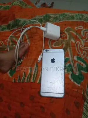 Apple iPhone 6 . (Used)