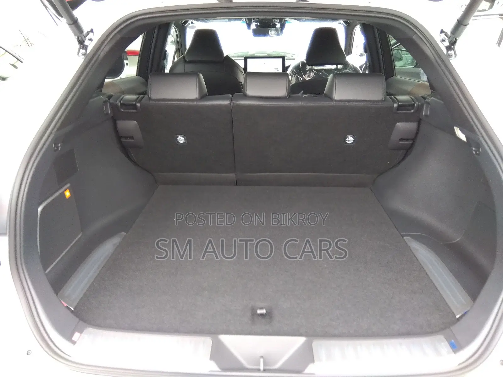 Toyota Harrier Hybrid Z Pearl 2025