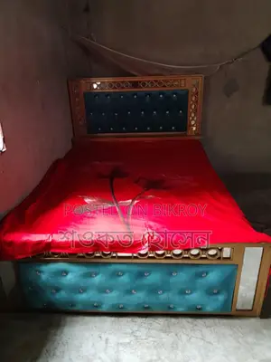 একটি খাট ও ড্রেসিং টেবিল বিক্রি হবে