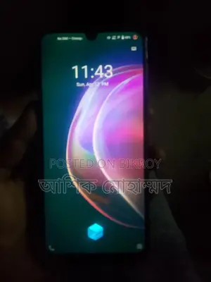 Vivo V21e 8/128 (Used)