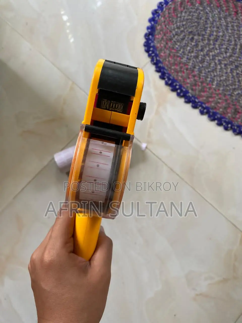 প্রাইস ট্যাগ মেশিন