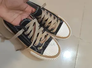 Convers Shoe