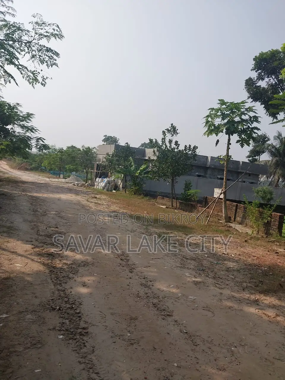 সরকারী রাস্তার সাথে কমদামে রেড়ী প্লট বিক্রয়