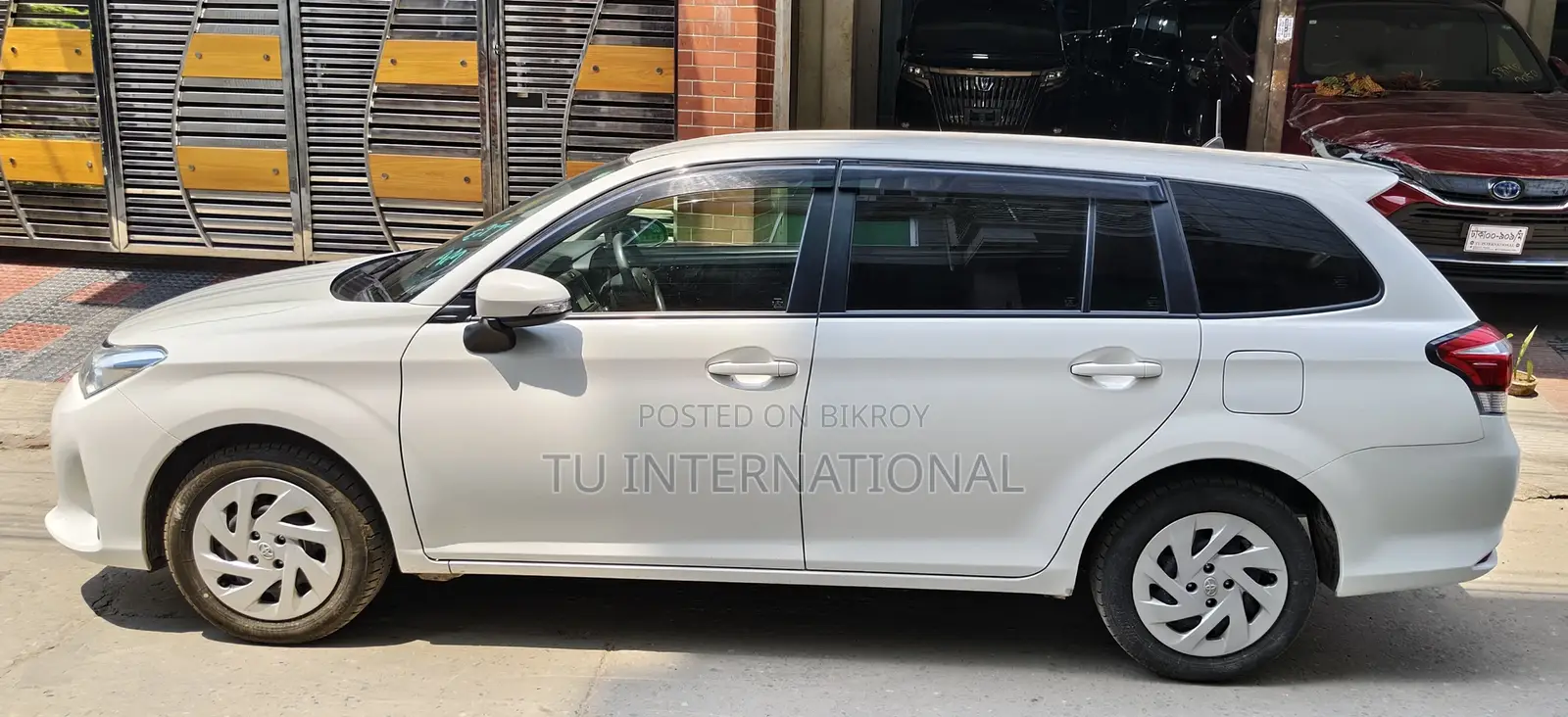 Toyota Fielder non hybrid ex pkg 2020