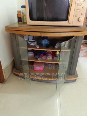 সেগুন কাঠের তৈরি টিভি ট্রলি
