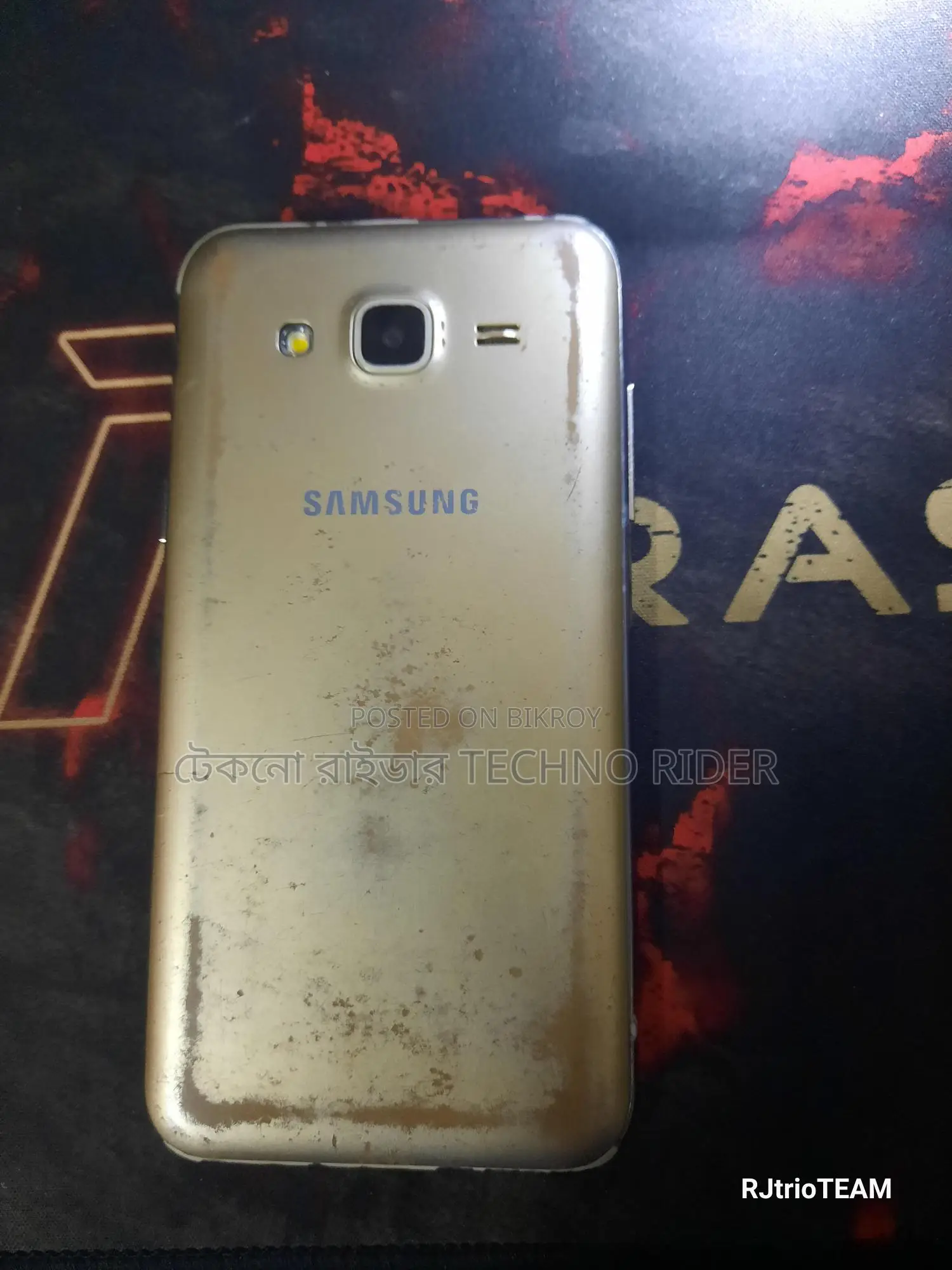 Samsung Galaxy J5 . (Used)