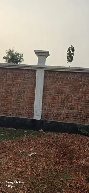 লেক এবং ৭৫&৩০' এর কর্নার ১০ কাঠা প্লট বিক্রয় হবে