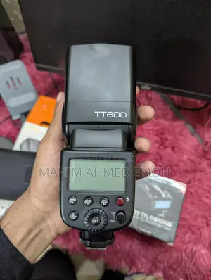 Godox tt600 Flashlight and x2t trigger, rechargeable battery charger
