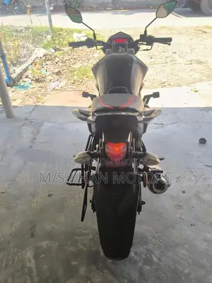 Yamaha FZS v2 2025