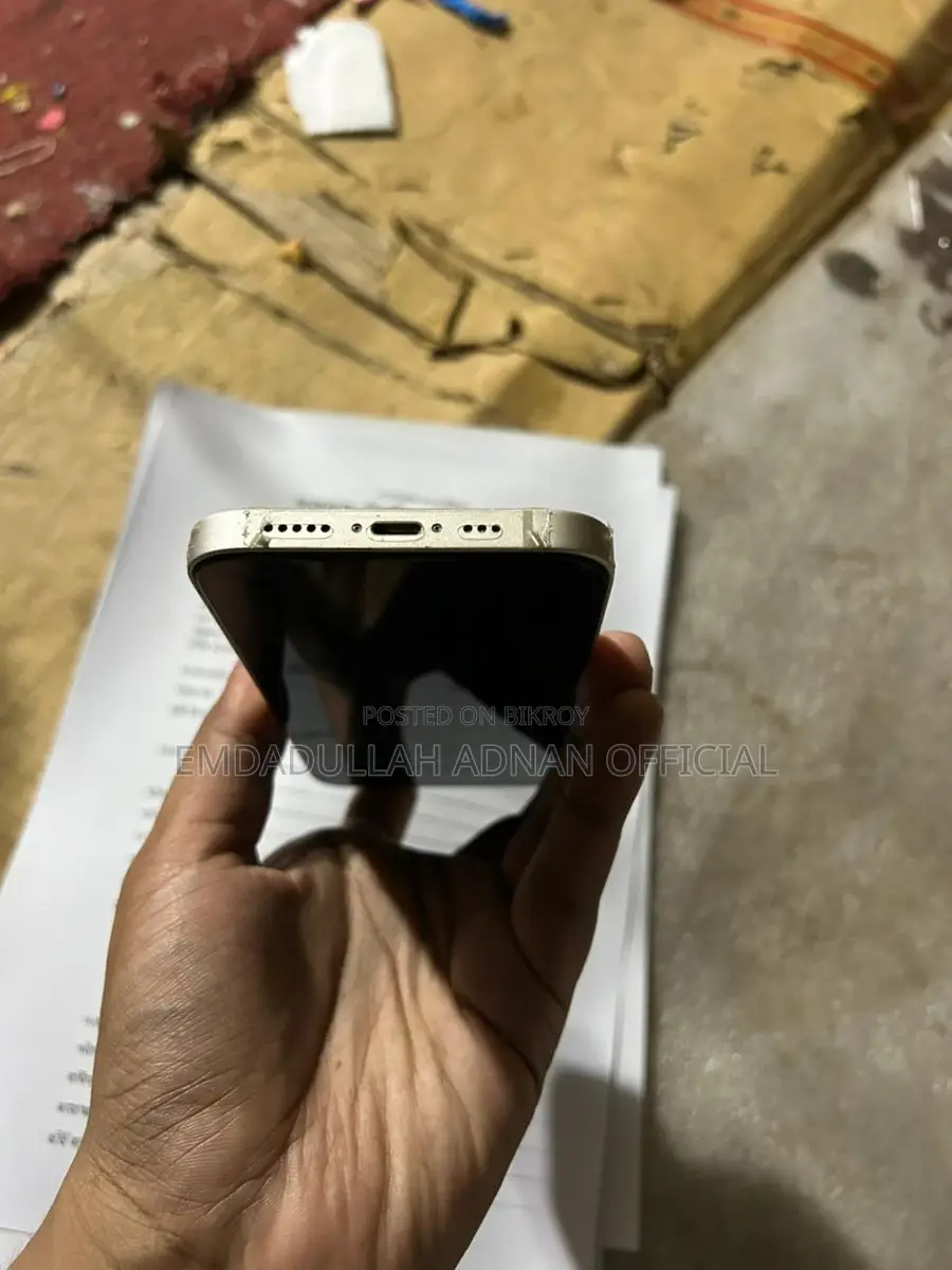 Apple iPhone 13 (Used)