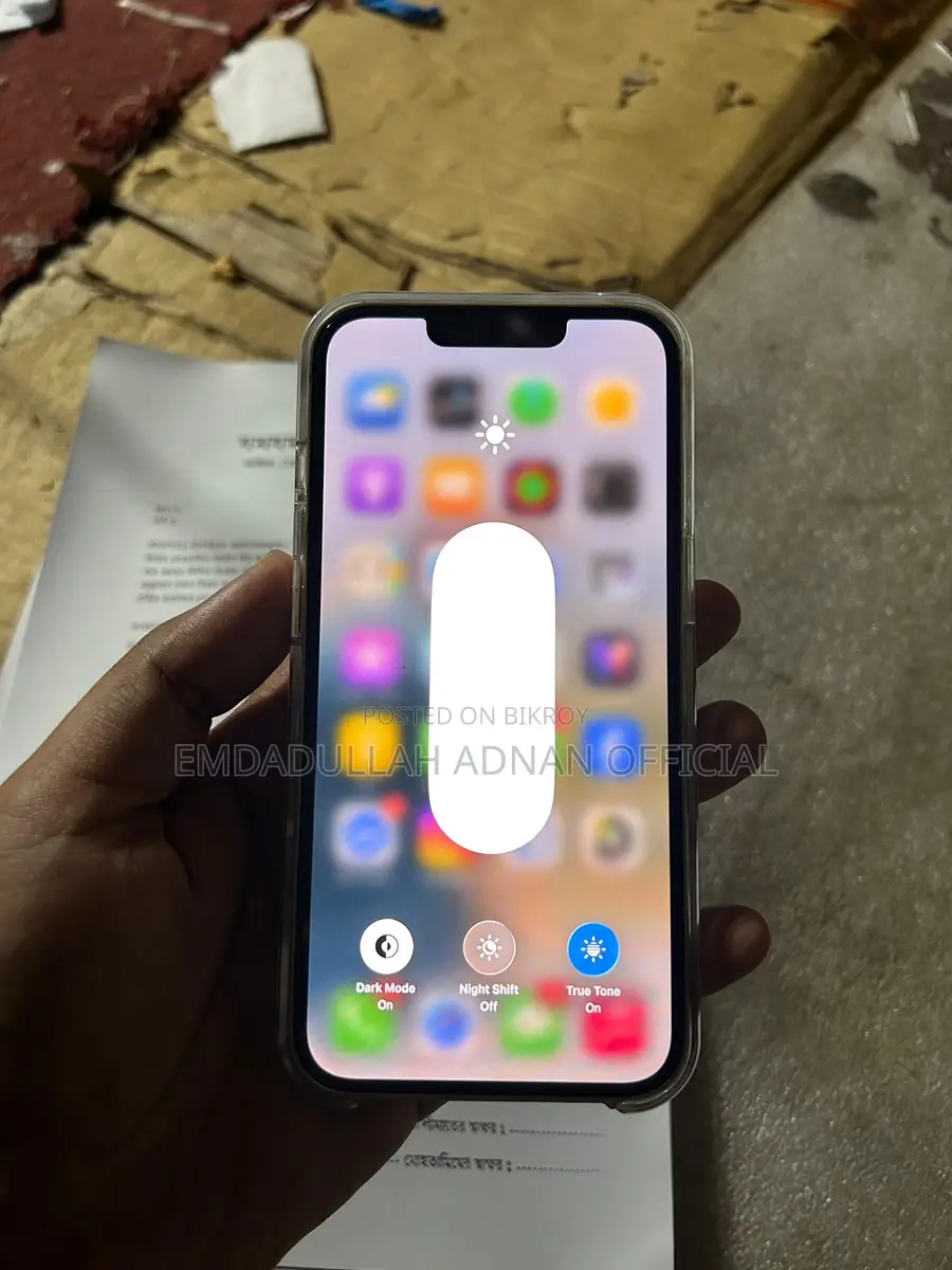 Apple iPhone 13 (Used)