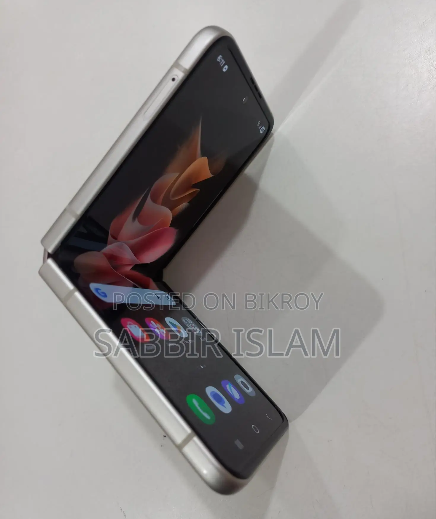 Samsung Galaxy Z Flip3 (Used)