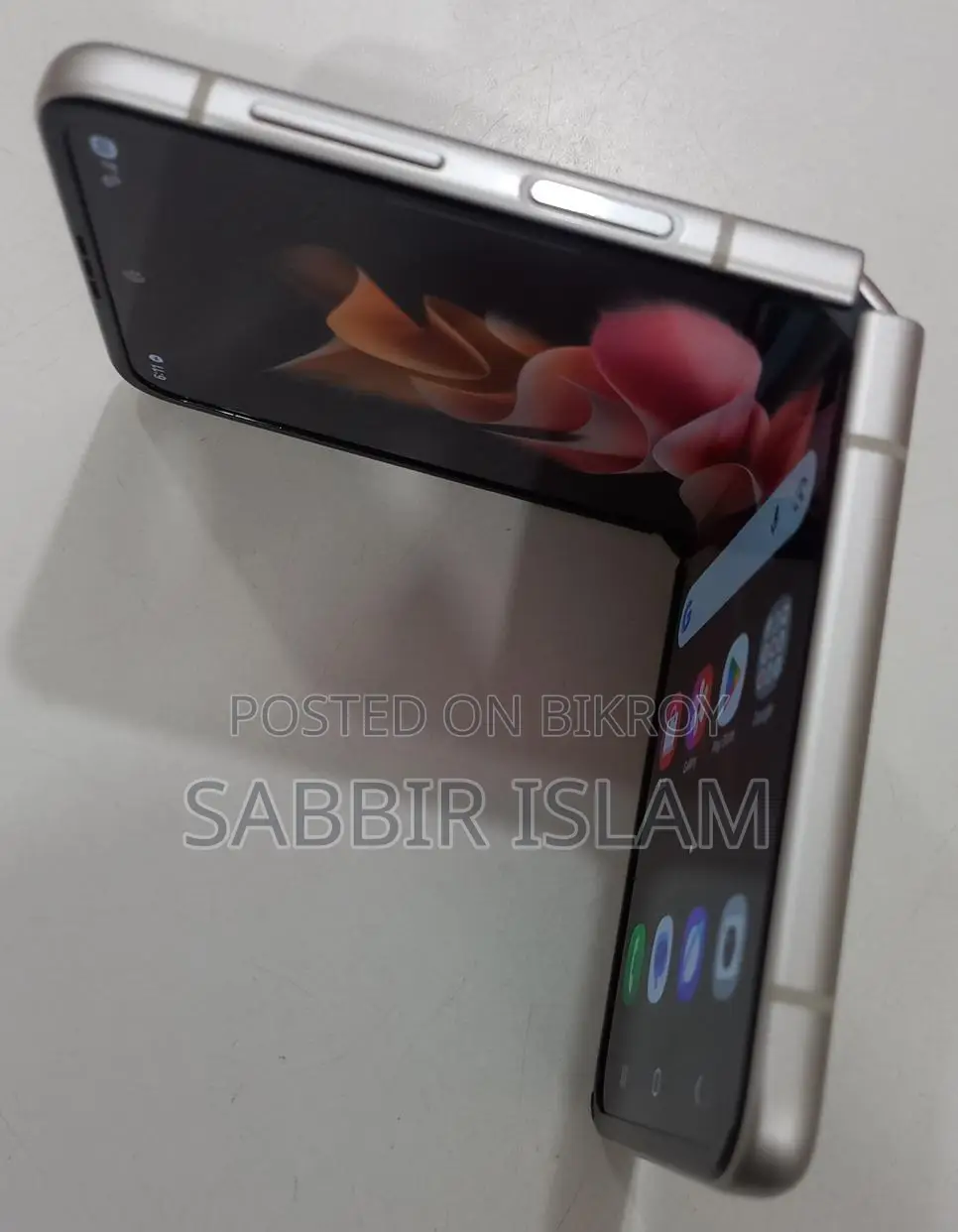 Samsung Galaxy Z Flip3 (Used)