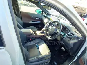 Toyota Harrier Z Leather HV Pearl 2022