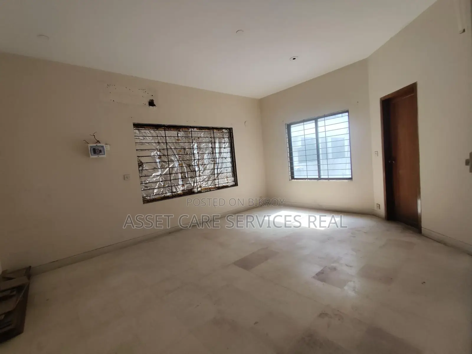 4400-Sqft Office Space Rent In Baridhara Diplomatic Zone