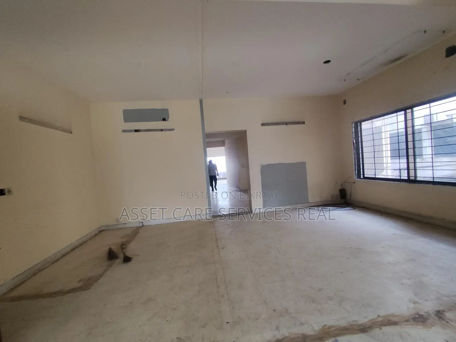 4400-Sqft Office Space Rent In Baridhara Diplomatic Zone