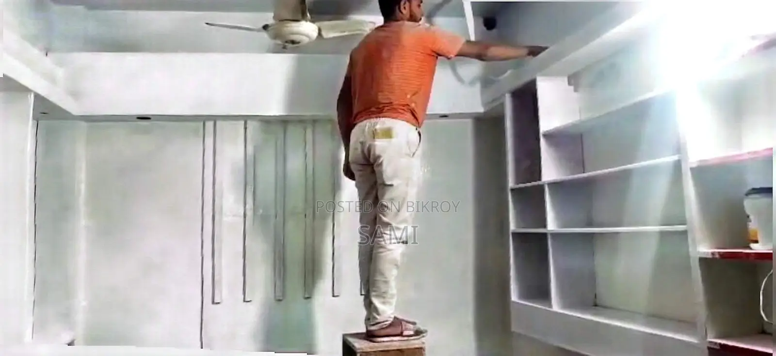 মোবাইল অথবা কসমেটিক এর দোকান ভাড়া