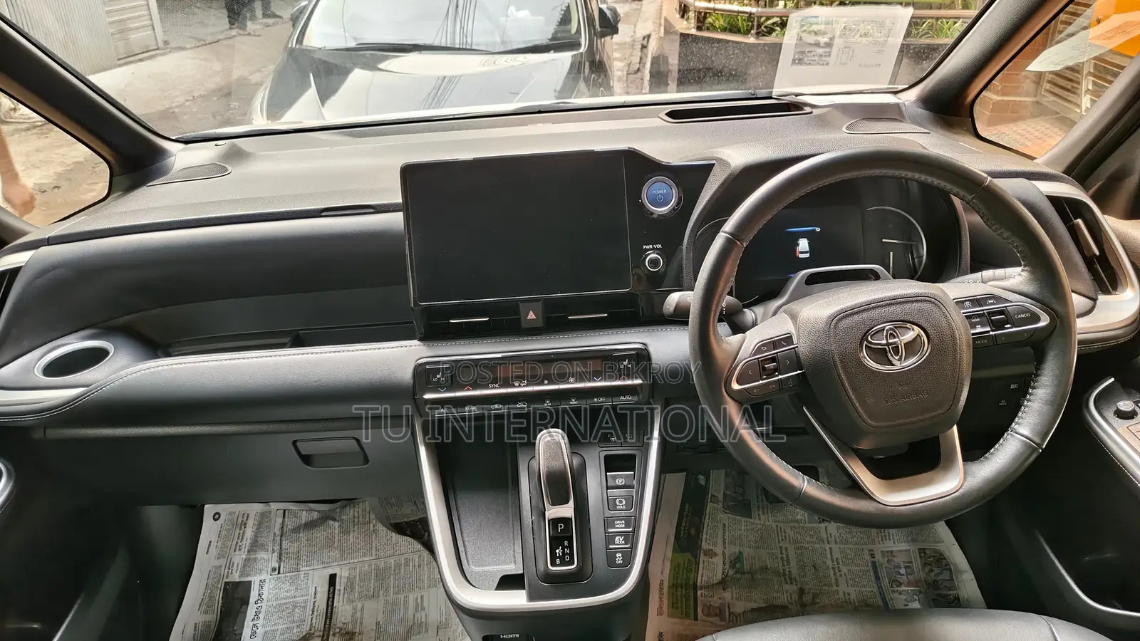 Toyota Noah 2022