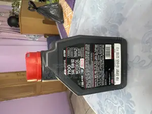 Motul Engine Oil