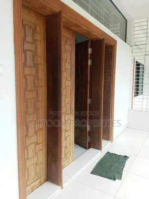 বিলাসবহুল এই বাংলো বাড়ি হতে পারে আপনার স্বপ্নের ঠিকানা।