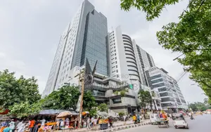 ইউনিক ট্রেড সেন্টার , পান্থপথ, প্রিমিয়াম কমার্শিয়াল স্পেস বিক্রয়
