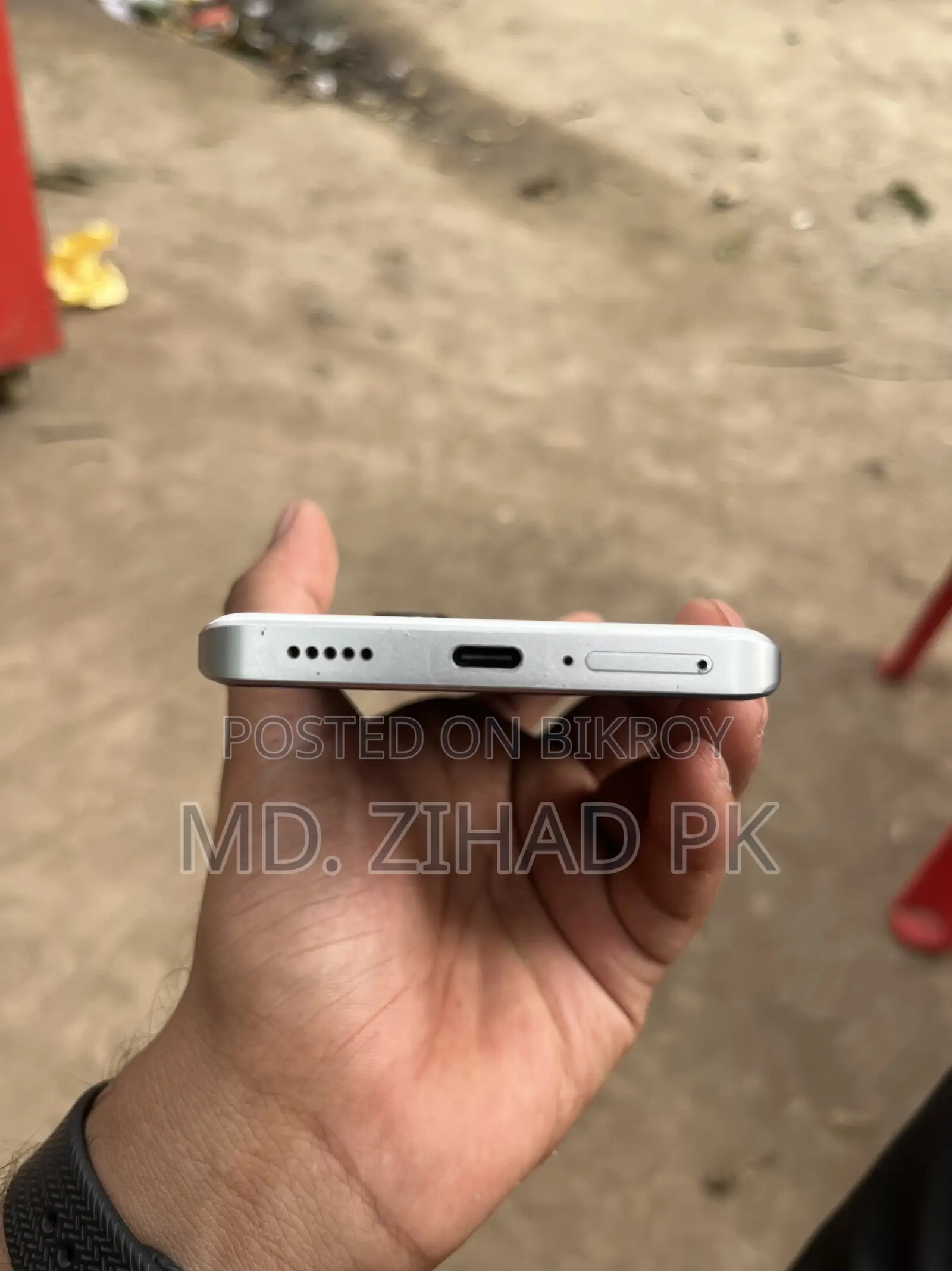 Xiaomi Redmi Note 13 Pro Plus (Used)