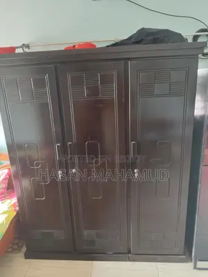 Used Almirah