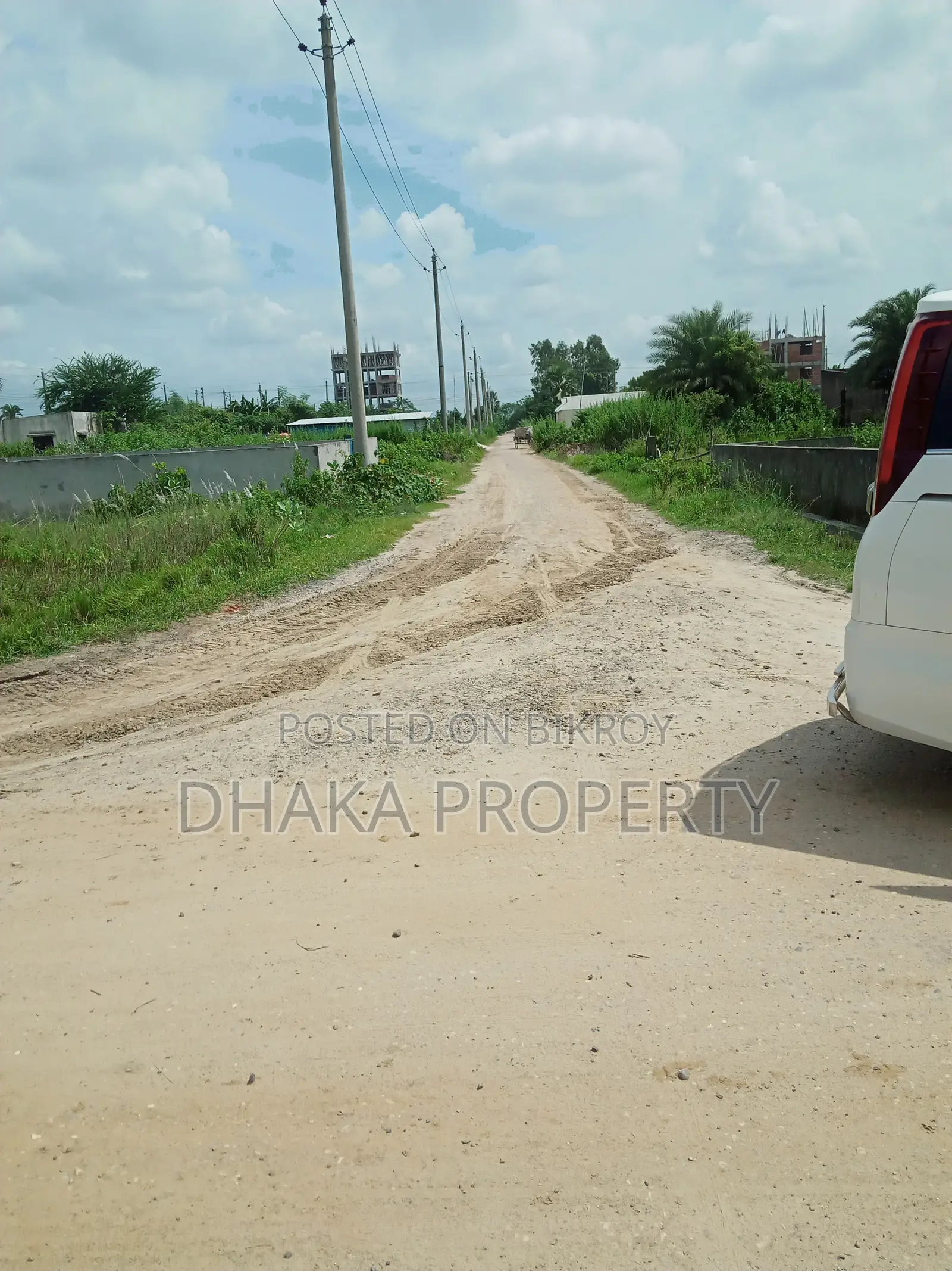 সেক্টর-১০ এ লেকের পাশে ৫ কাঠার নর্থ ফেস প্লট