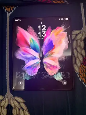 Samsung Galaxy Z Fold3 (Used)