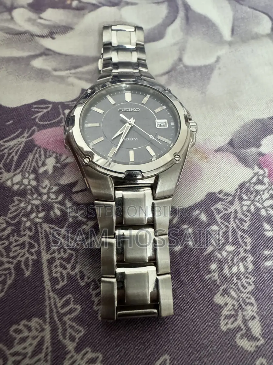 Seiko 100m