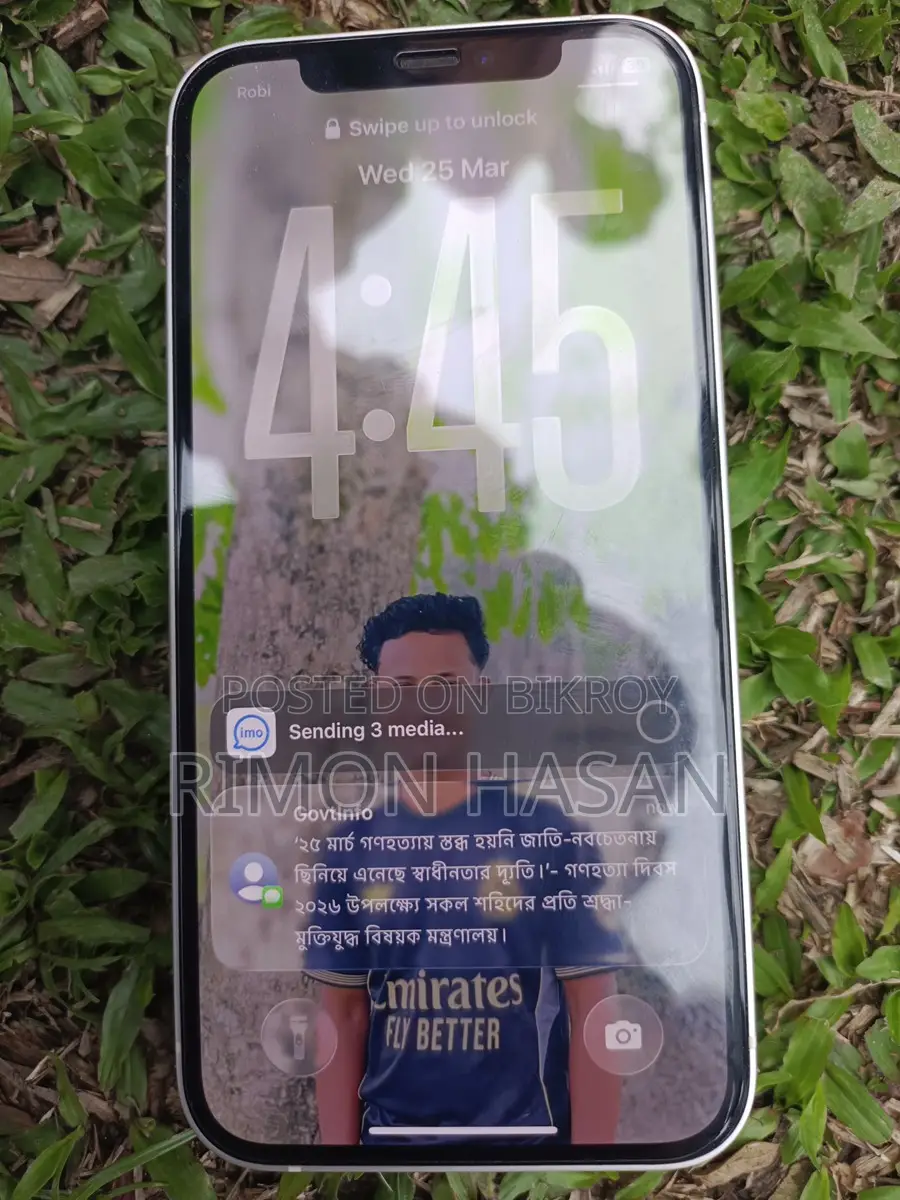Apple iPhone 12 (Used)