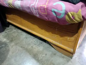 Pine Wood Full Box Bed, 5ft by 6.5ft. Bed only.