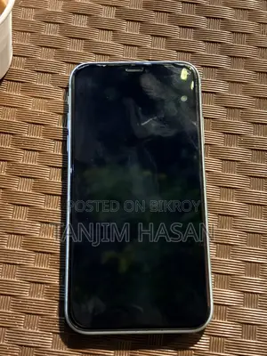 Apple iPhone 11 (Used)