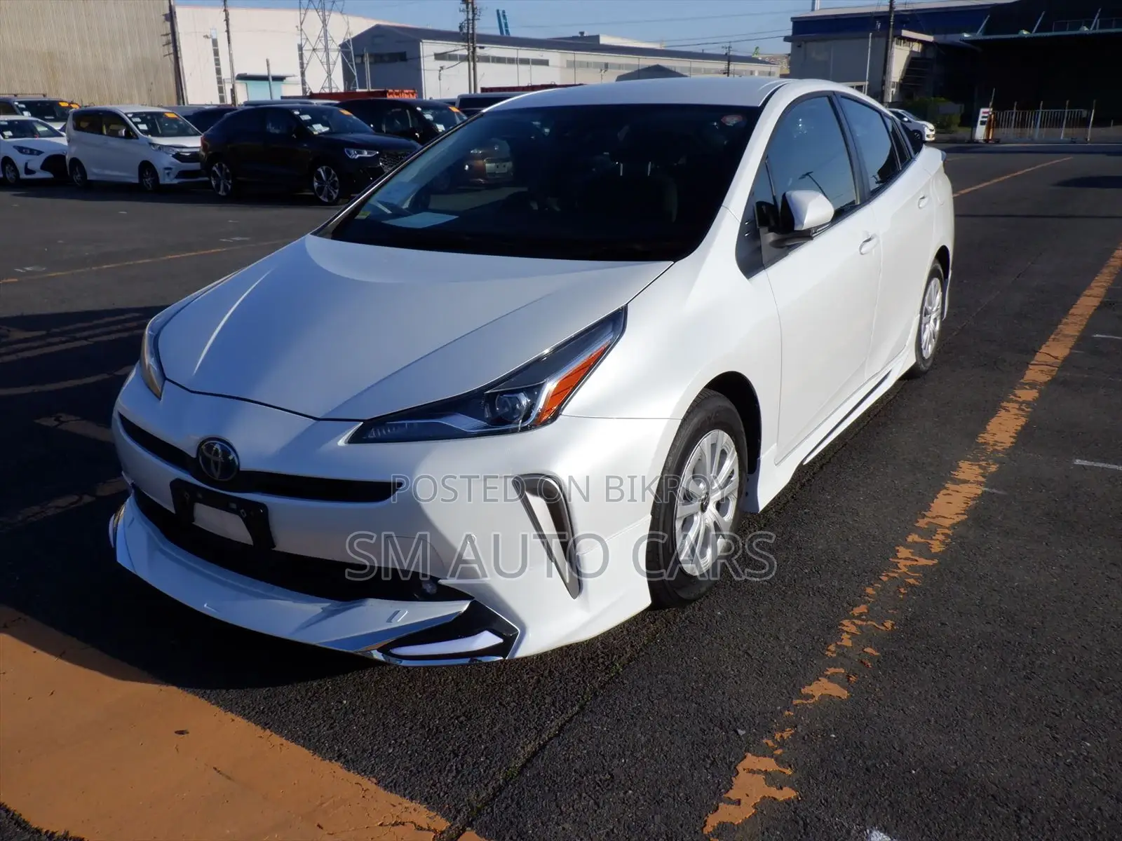 Toyota Prius S Safety Plus Pearl 2021