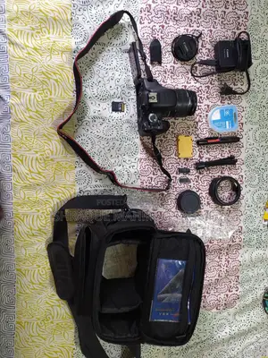 Canon EOS 600D DSLR Camera with 2 Extra Lenses