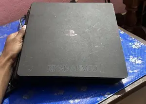 Ps4 Slim Fat এবং Pro পাওয়া যাচ্ছে একদম ফ্রেশ কন্ডিশনে