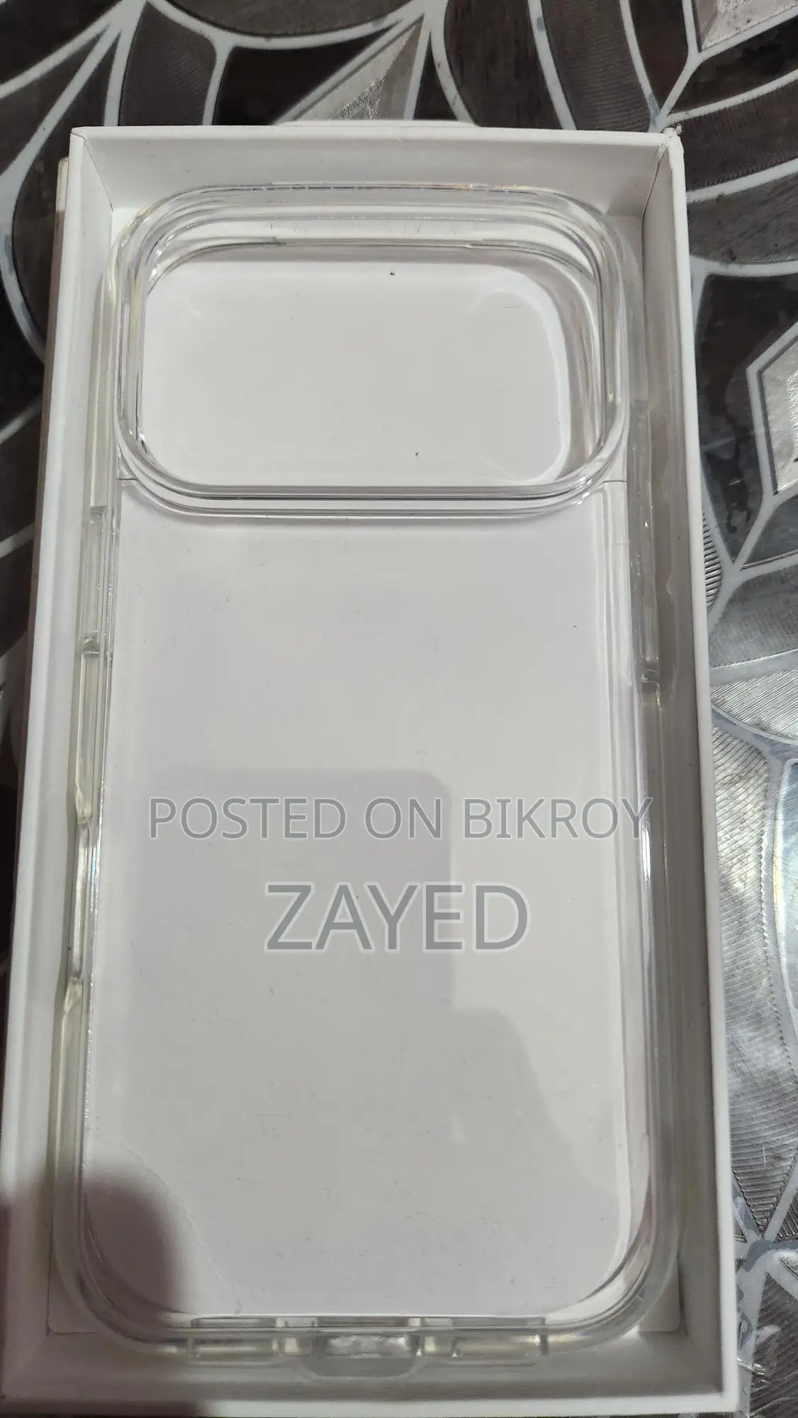 iPhone 17 Pro Techwoven Case for Sell