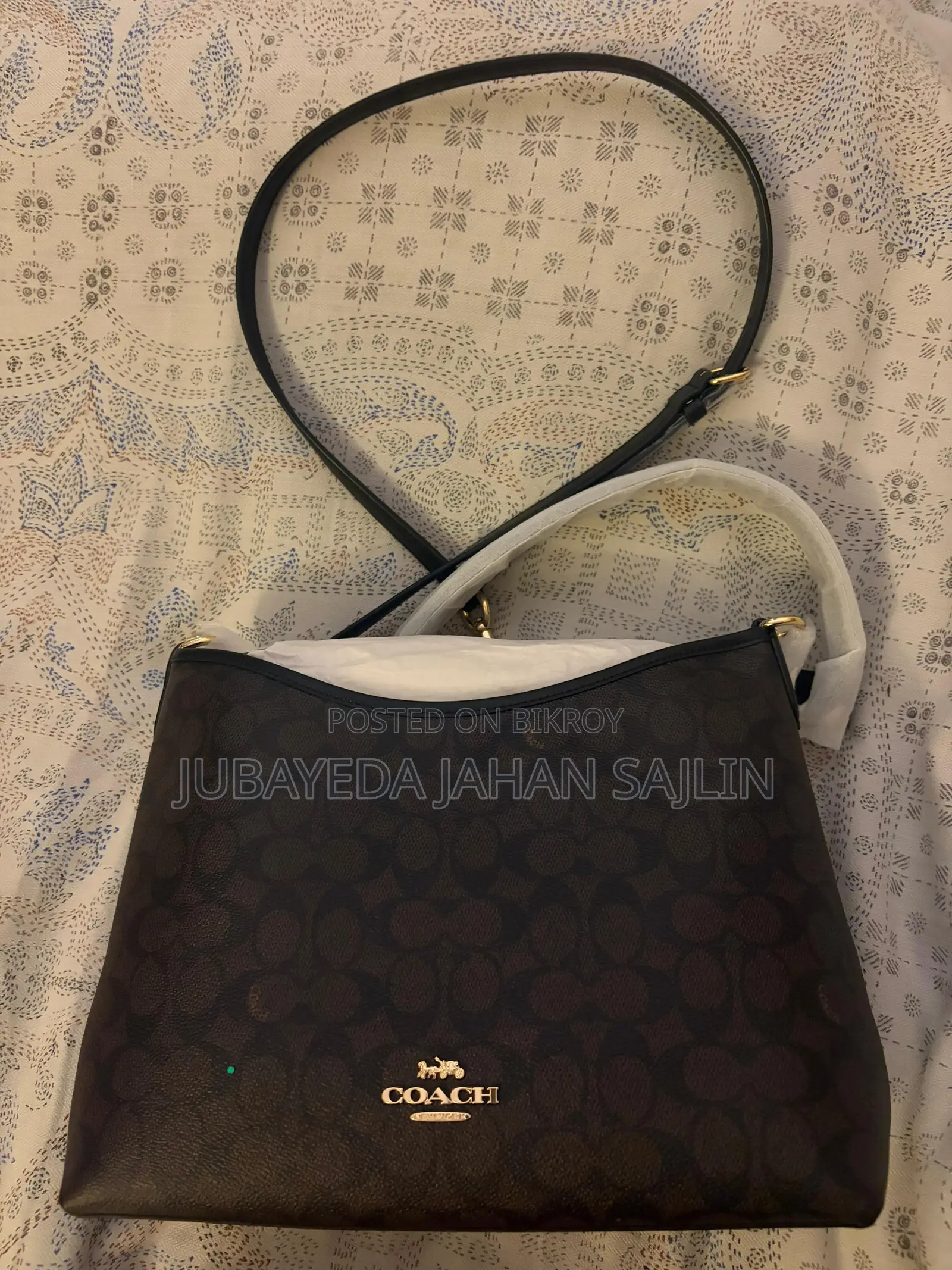 Coach Laurel Shoulder Bag CV975 – Walnut/black