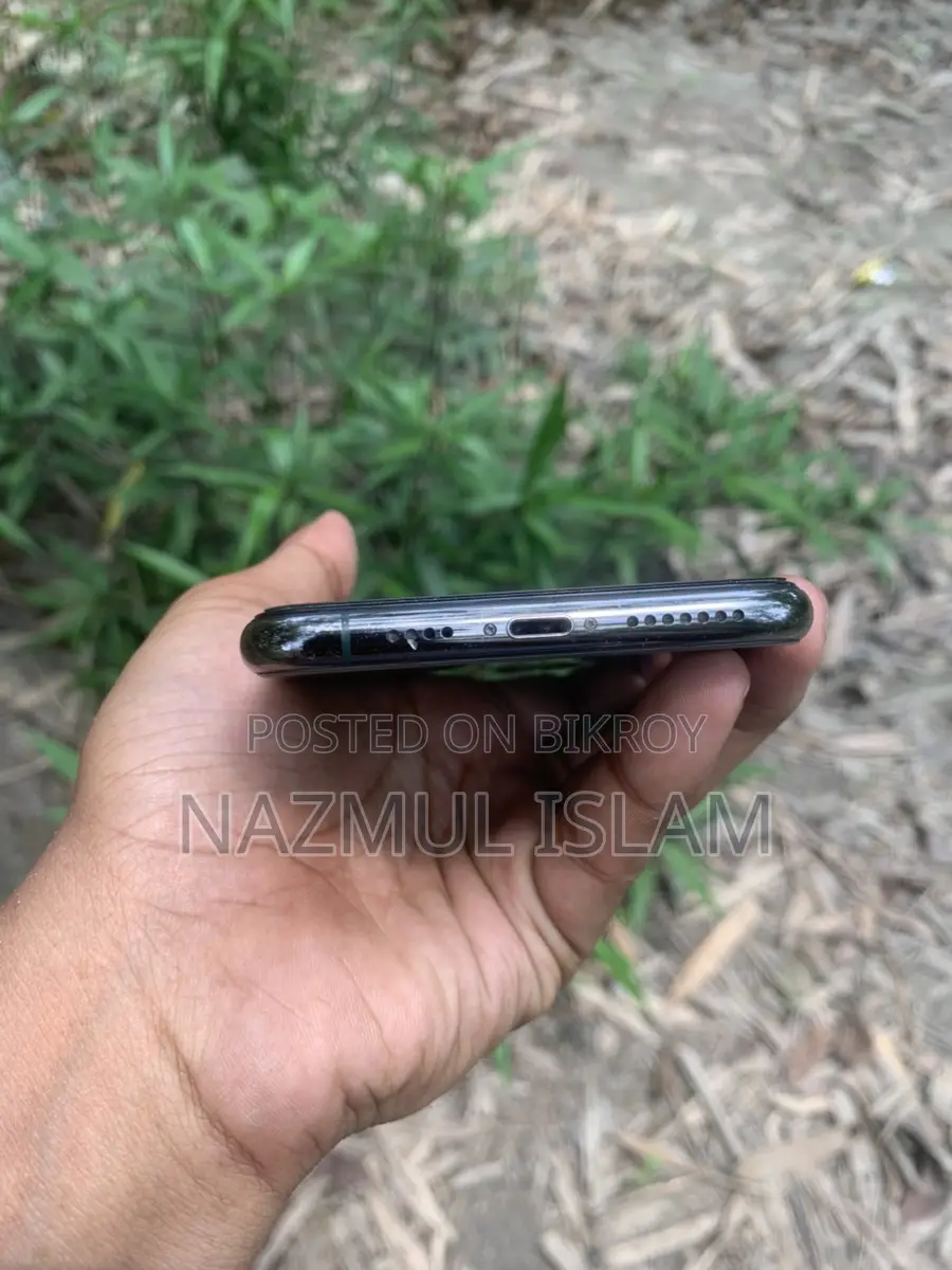 Apple iPhone 11 Pro Max (Used)