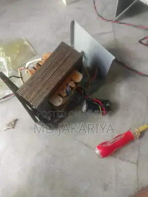 ১২ভোল্ট ব্যাটারি চার্জার