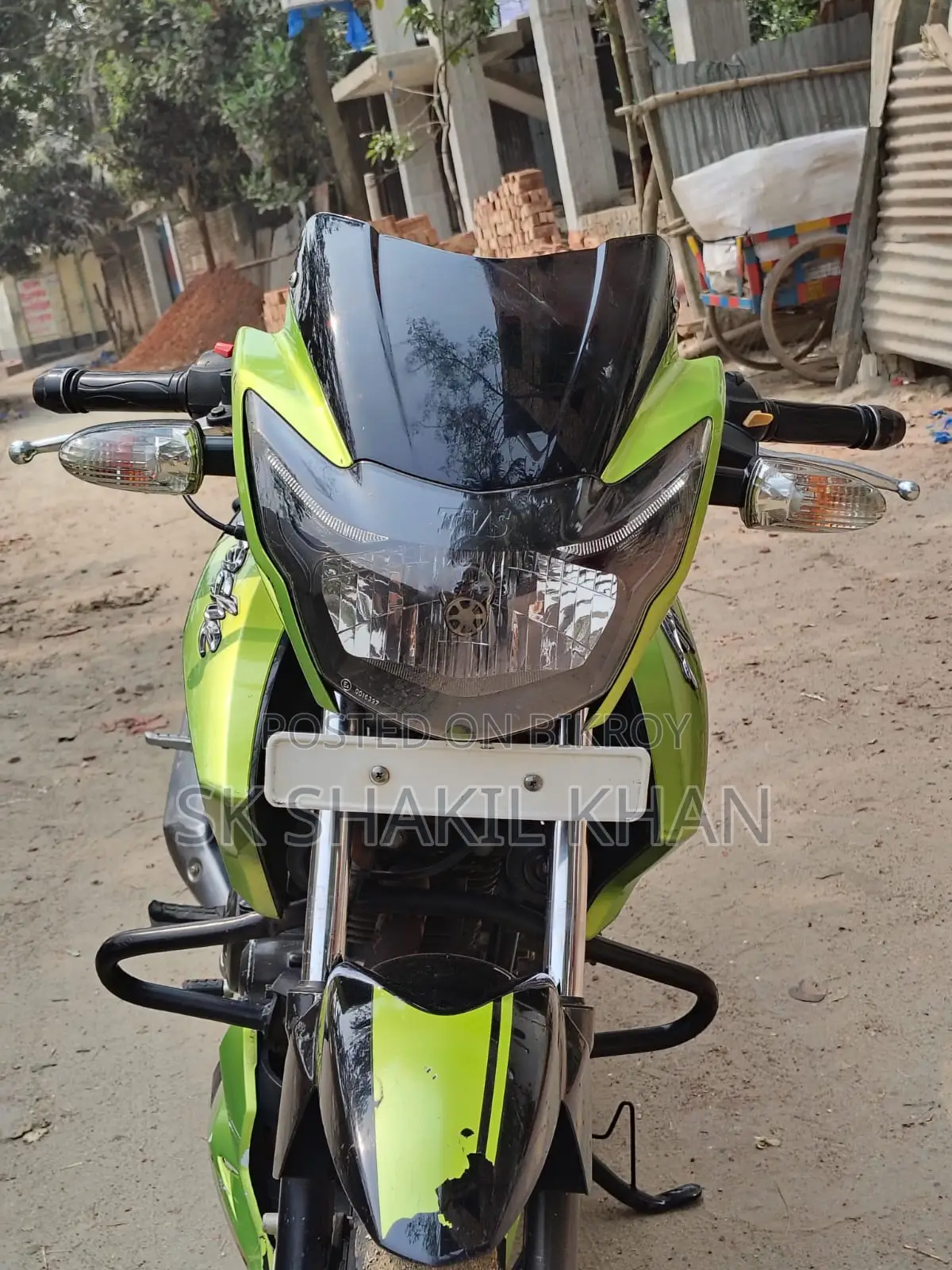 TVS APACHE RTR 150 2016