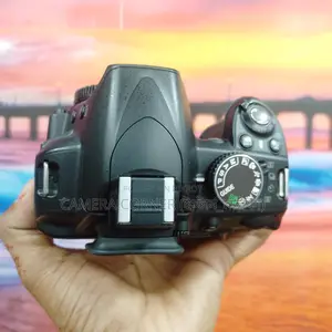 Nikon D3100 & 18-55mm kit lens