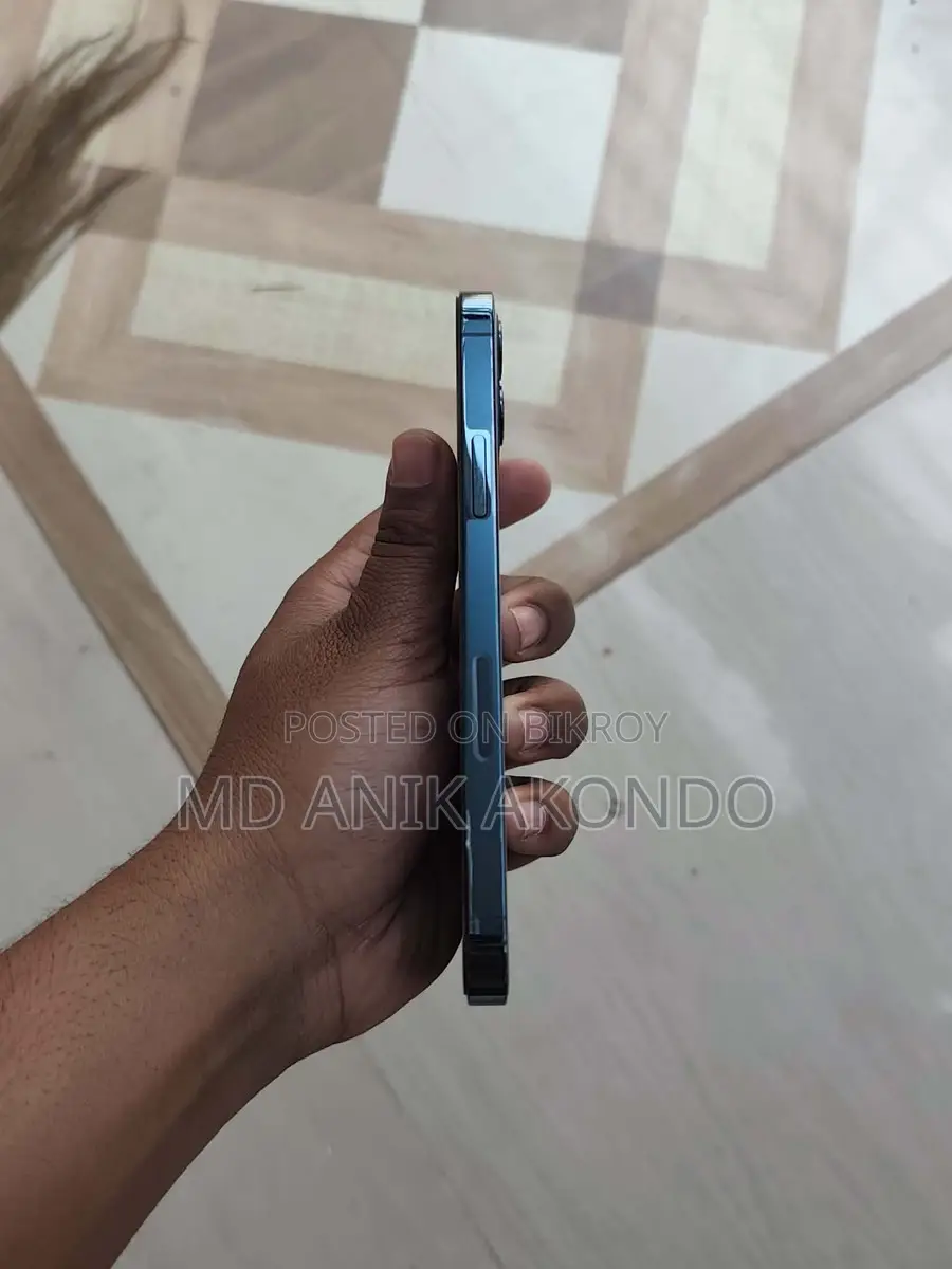 Apple iPhone 12 Pro (Used)