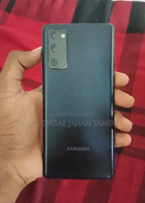 Samsung Galaxy S20 FE 2021 model (Used)