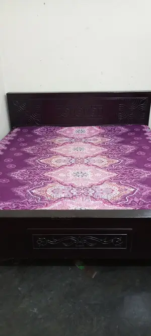 Bed for sale (Wood and Board)