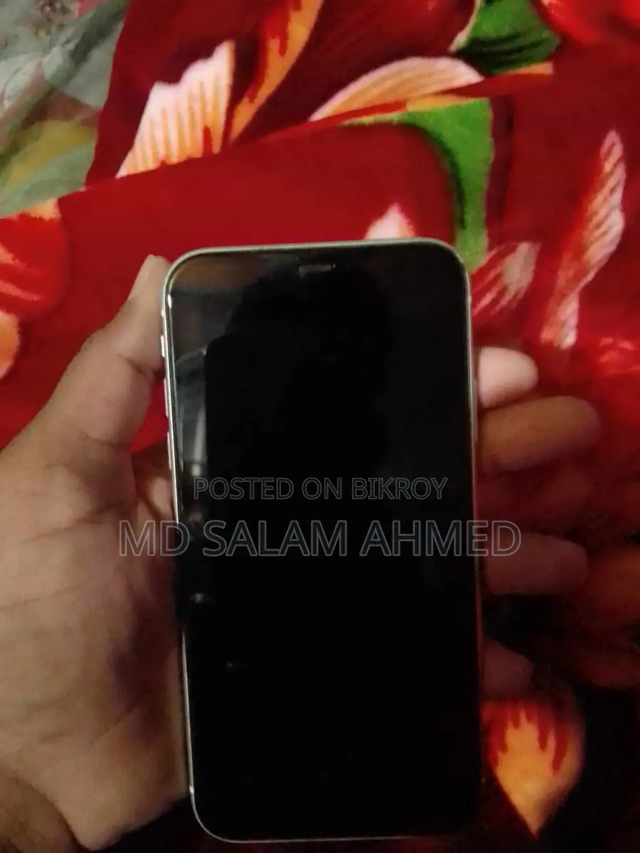 Apple iPhone 11 2025 (Used)