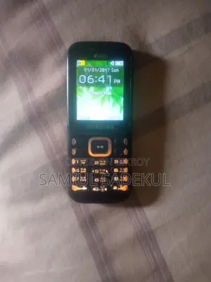 Samsung Guru Music 2 . (Used)