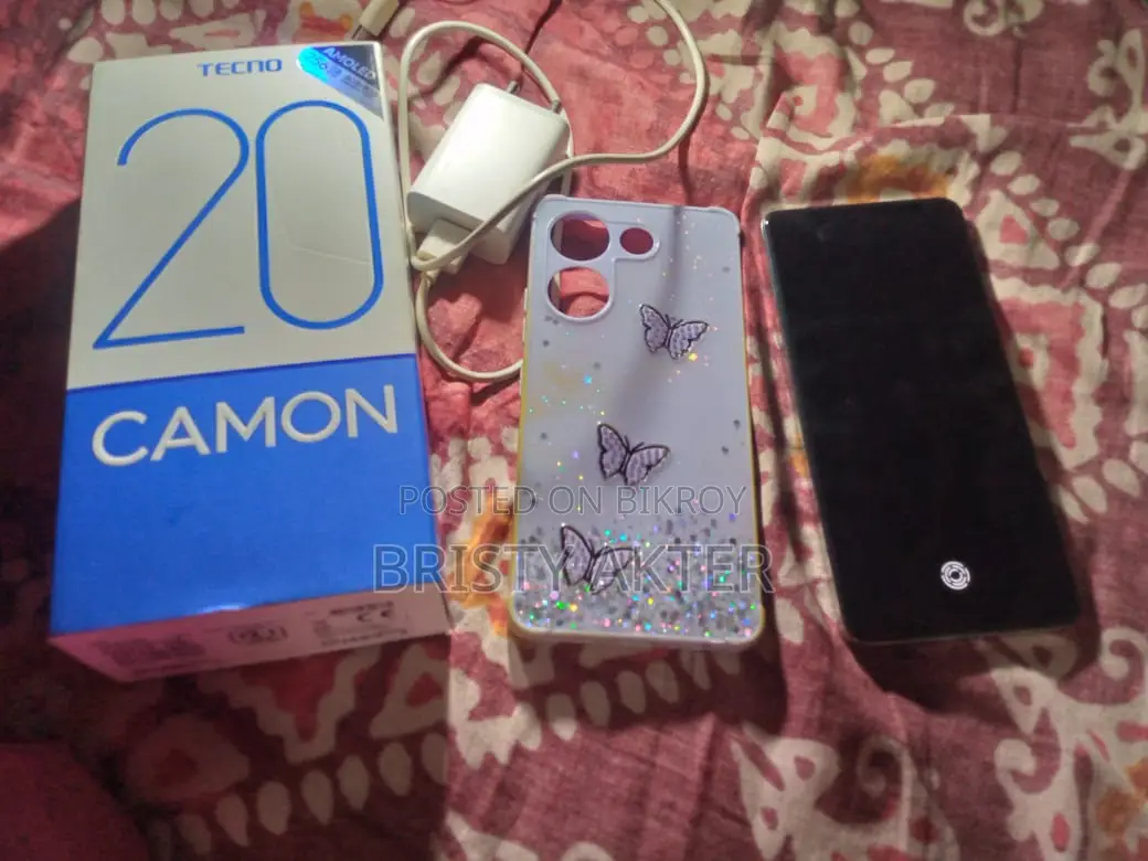 Tecno Camon 20 8/256 (Used)